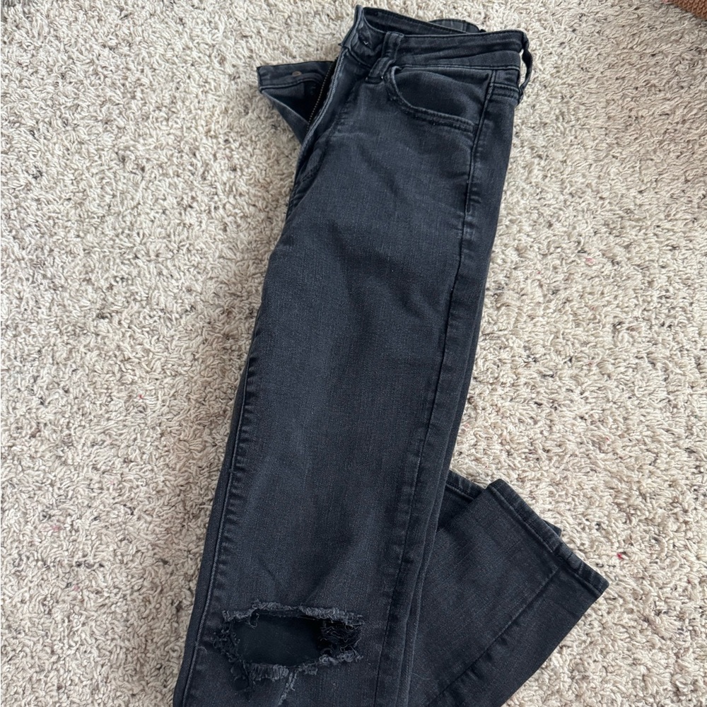 American Eagle Skinny Ripped Jeans Size 4